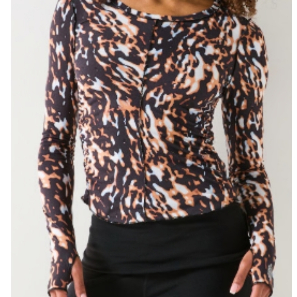 FP Movement Printed Right on Run L/S Layer Top XS Tortoise Shell Free People